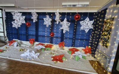 Božićno uređenje škole