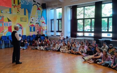 Članovi KUD-a „Dajla” oduševili naše najmlađe učenike